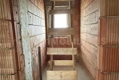 Casă cu Teren 800 Mp în Mocira - 13