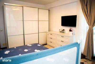 Apartament cu 3 camere în Tractorul - 8
