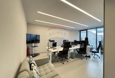 Spațiu comercial, de 88 mp, în Decebal - 1