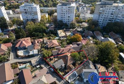 ID 6649 Teren cu casa - Zona CENTRALA - Strada Vlad ?epe? - 19