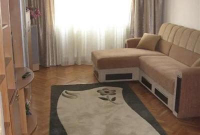 Vanzare Apartament 3 Camere Semidecomandat Aparatorii Patriei - 2