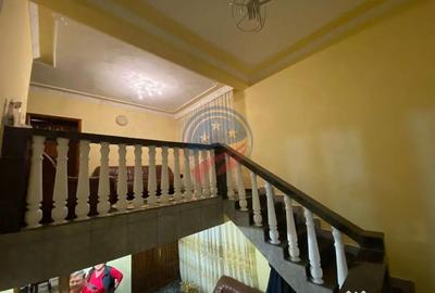 Casă cu 7 camere cu Teren 720 Mp în Bordei - 15