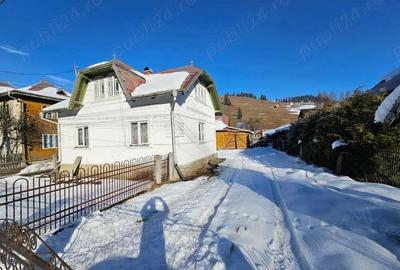 Casa de vanzare ?i teren in Bucovina Comuna Breaza Zona Centru - 1