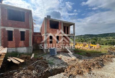 Duplex spatios cu priveliste superba spre cetate, Cisnadie - 1