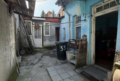 Casă individuală cu 8 camere cu Canalizare în Lizeanu - 3