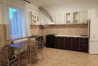Apartament cu 2 camere semidecomandat în Central - 1