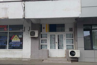 Spațiu comercial, de 77 mp, în Central - 3