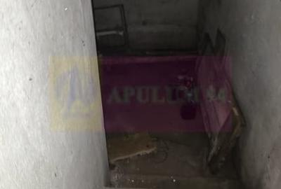 Casă cu 3 camere în Nuci - 2
