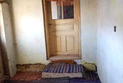 Casă cu 4 camere cu Teren 100 Mp în Radovanu - 4