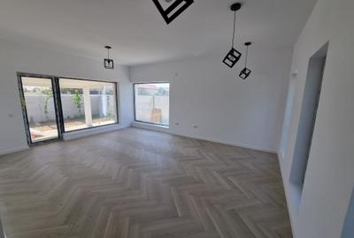 Casă individuală cu 4 camere cu Teren 400 Mp în Domnești - 1