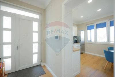 De vanzare casa cu 5 camere, in zona de dealuri, str. Raspantiilor - 12