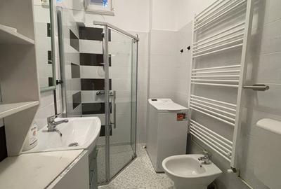 De vanzare apartament 2 camere, 44 mp - Centru, zona strazii Traian - 7
