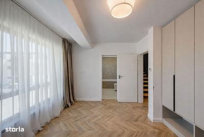 Casă cu 4 camere cu Teren 201 Mp în Central - 18