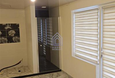 Spațiu comercial, de 250 mp, în Central - 10