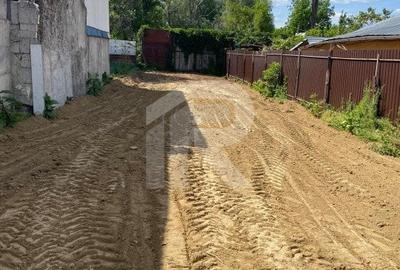 Teren Str Topraisar suprafata de 254 m
