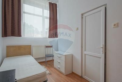 Cladire de inchiriat - 24 de camere | Ideala pentru muncitori | - 13