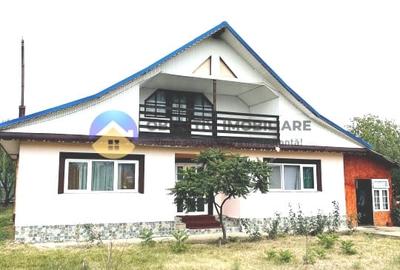 Casa SLOBOZIA langa orasul ROZNOV - 9