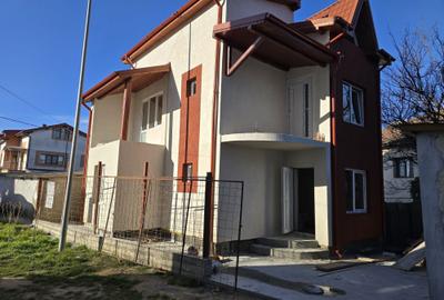 Casă cu 4 camere în Central - 4