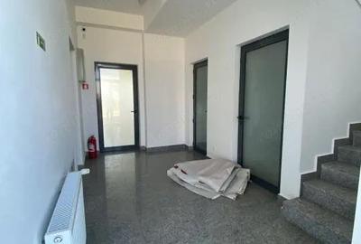 Spațiu comercial, de 650 mp, în Aeroport - 4