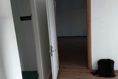 Casă cu 4 camere cu Teren 300 Mp în Dosu Bricii - 4