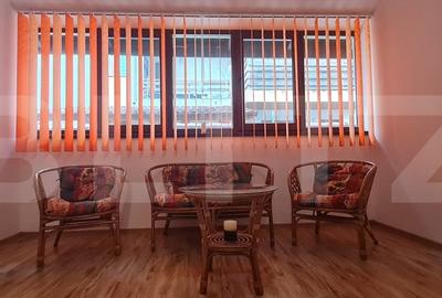Apartament de Vanzare cu 3 Camere, Suprafata Generoasa si Parcare, Sanpetru - 10