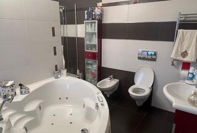 Casă cu 5 camere cu Teren 619 Mp în Mărășești - 1