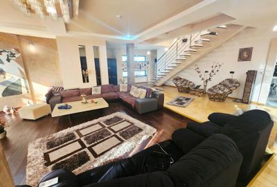 Duplex cu 9 camere cu Canalizare în Albert - 6