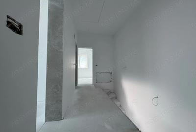 Casă cu 5 camere cu Teren 354 Mp în Moșnița Veche