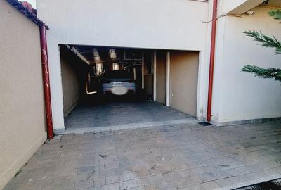 Casă cu 5 camere cu Teren 500 Mp în Central - 2