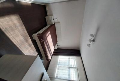 Casă cu 7 camere cu Teren 400 Mp în 23 August - 6