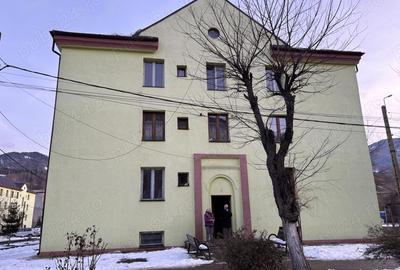 Vand apartament 28 mp - 1