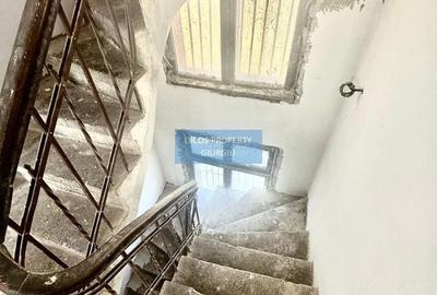 Casă individuală cu 7 camere cu Canalizare în Central - 5