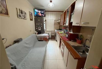 Garsonieră decomandată în Central - 7