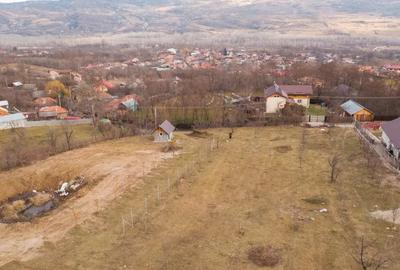 Teren de 5100 mp, în Mărunțișu - 4