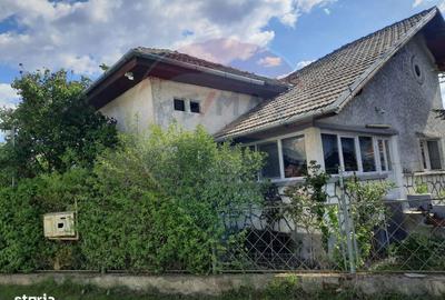 Casă cu 2 camere în Central