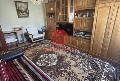 Apartament cu 3 camere, mobilat în Casa de Cultură - 9
