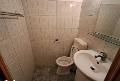 Apartament cu 3 camere în Central - 9