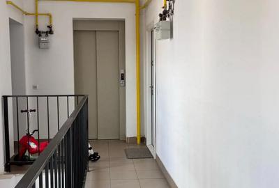 Apartament cu 3 camere decomandat în Carpați 2 - 2