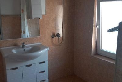 Casă cu 4 camere în Central - 7