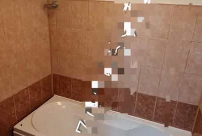 Garsonieră decomandată în CET - 7