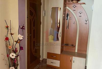 ETAJ 1! Se vinde MOBILAT! Ap 2 camere, zona Progresu - 5