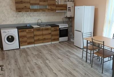 Apartament cu 3 camere în Central - 1