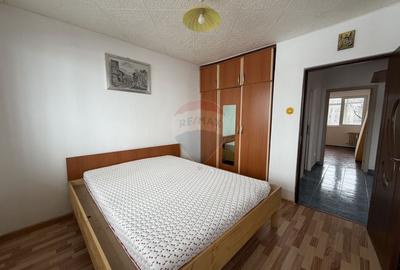 Apartament cu 3 camere semidecomandat, mobilat în Giulești - 11