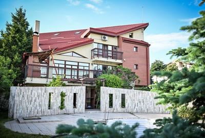 Casa / Vila cu 10 camere de vanzare in zona Exterior Nord