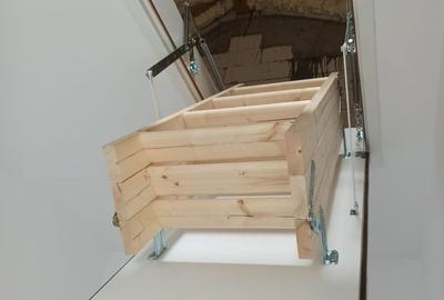 Casă cu 4 camere cu Canalizare în Central - 20