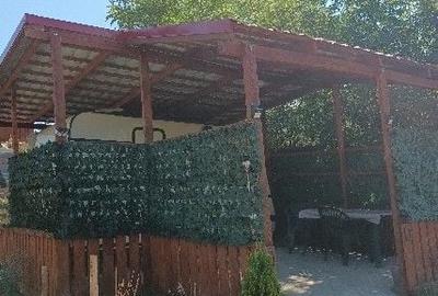 Casă cu 3 camere cu Teren 2697 Mp în Teș - 2