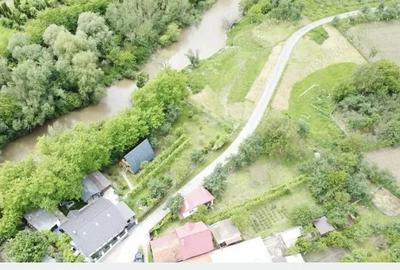 Casă cu Teren 450 Mp în Central