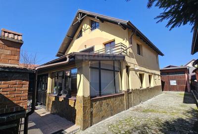 Casă cu 5 camere cu Teren 400 Mp în Tractorul - 6