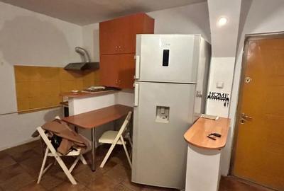 Apartament cu 2 camere semidecomandat în Rovine - 2