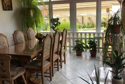 Casă cu 7 camere cu Teren 1100 Mp în Soarelui - 6